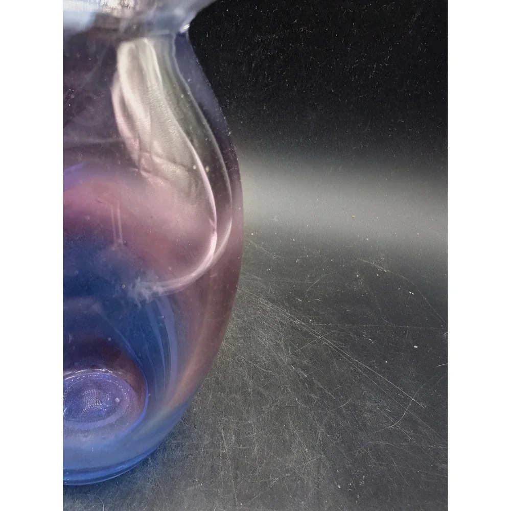 Robert  Lichtenmann Signed 1986 Hand Blown Art Glass Vase Blue Purple Studio